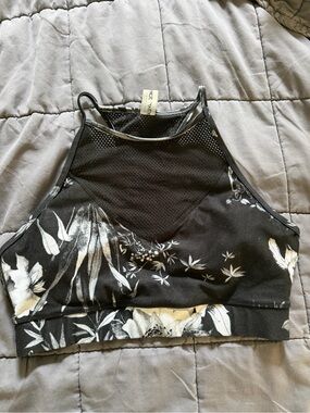 Betsey Johnson Black & White Floral High-Neck Sports Bra